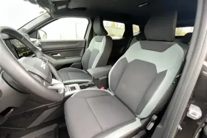 Photo 26 Dacia Duster Hybrid 140 Extreme