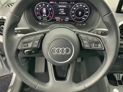 Photo 18 Audi Q2  35 TFSI 150 S tronic 7 Design Luxe