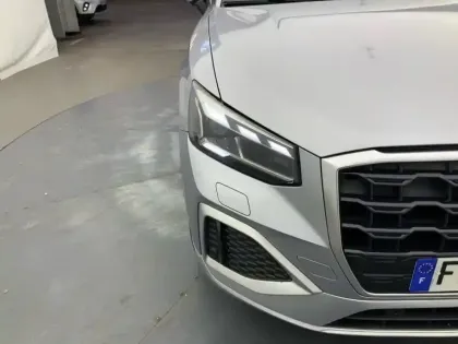 Photo 13 Audi Q2  35 TFSI 150 S tronic 7 Design Luxe