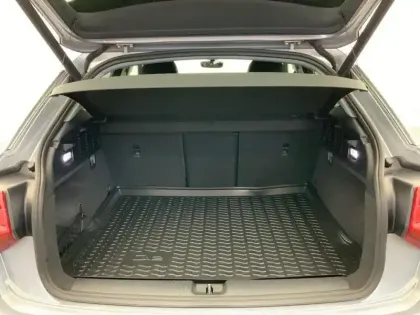 Photo 7 Audi Q2  35 TFSI 150 S tronic 7 Design Luxe