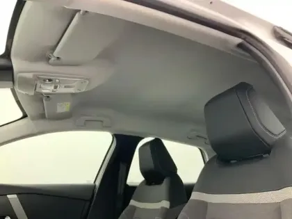 Photo 24 Citroën C4  BlueHDi 130 EAT8 Business