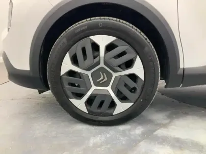 Photo 14 Citroën C4  Blue HDi 130 EAT8 Feel Nav Business R