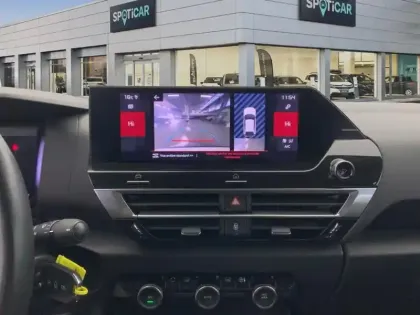 Photo 25 Citroën C4  Blue HDi 130 EAT8 Feel Nav Business R