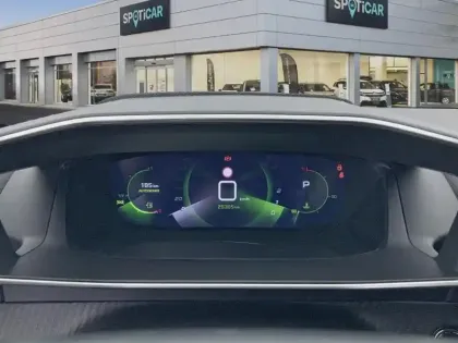 Photo 20 Peugeot 208  PureTech 130 S&S EAT8 GT