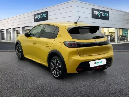 Photo 29 Peugeot 208  PureTech 130 S&S EAT8 GT