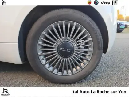 Photo 10 Fiat 500  e 95ch Icône