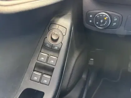 Photo 14 Ford Puma  1.0 Flexifuel 125ch S&S mHEV ST-Line