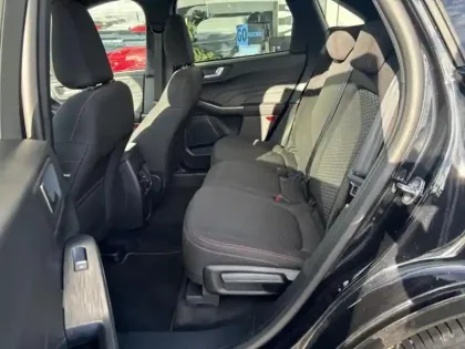 Photo 10 Ford Kuga  2.5 Duratec 180ch Hybrid FlexiFuel ST-Line Powershift