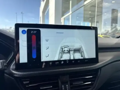 Photo 13 Ford Kuga  2.5 Duratec 180ch Hybrid FlexiFuel ST-Line Powershift