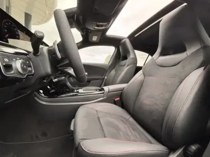 Photo 5 Mercedes Classe A 200 d AMG Line