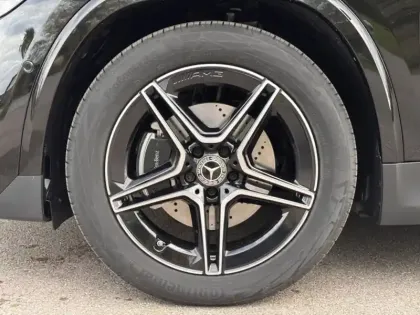 Photo 31 Mercedes GLA 180 AMG Line