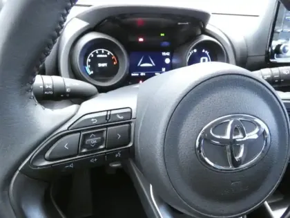 Photo 12 Toyota Yaris 120 VVT-i Design