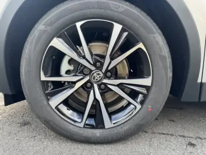 Photo 8 Toyota C-HR 2.0 PHEV 225 Design NG HYBRIDE RECHARGE