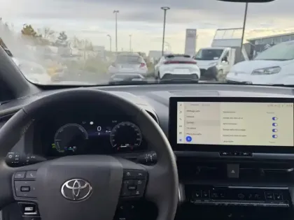 Photo 10 Toyota C-HR 2.0 PHEV 225 Design NG HYBRIDE RECHARGE