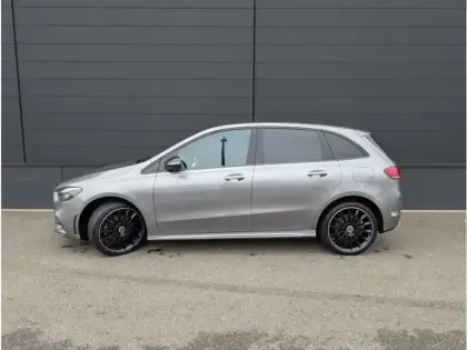 Photo 1 Mercedes Classe B 250 e AMG Line TO SIEGES CHAUFFANTS CAMER