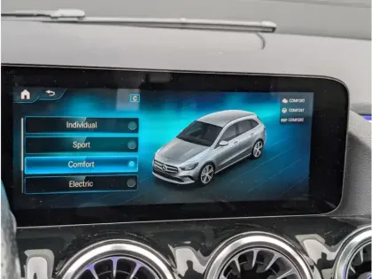 Photo 32 Mercedes Classe B 250 e AMG Line TO SIEGES CHAUFFANTS CAMER