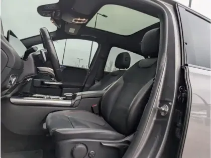 Photo 15 Mercedes Classe B 250 e AMG Line TO SIEGES CHAUFFANTS CAMER