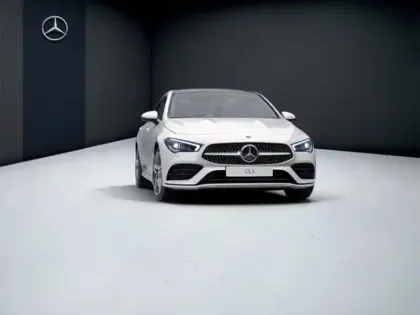 Photo 10 Mercedes CLA Coupé 250 e AMG Line