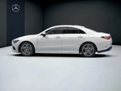 Photo 30 Mercedes CLA Coupé 250 e AMG Line