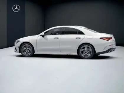 Photo 29 Mercedes CLA Coupé 250 e AMG Line