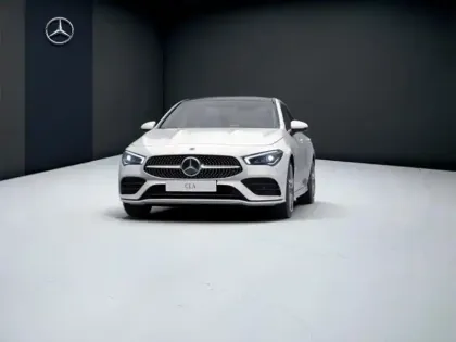 Photo 37 Mercedes CLA Coupé 250 e AMG Line