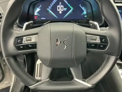 Photo 18 DS Ds 7  Hybride Rechargeable E-Tense 225 EAT8 Rivoli