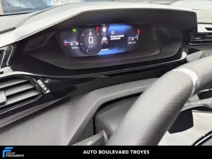 Photo 24 Peugeot 308  1.2 Hybrid 145ch GT e-DCS6