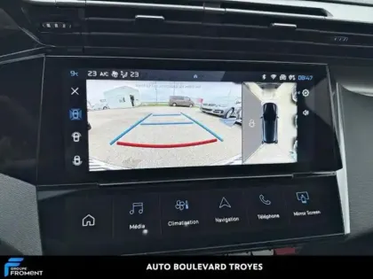 Photo 29 Peugeot 308  1.2 Hybrid 145ch GT e-DCS6