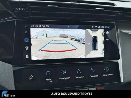 Photo 14 Peugeot 308  1.2 Hybrid 145ch GT e-DCS6