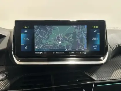 Photo 11 Peugeot 2008  e- 136ch GT