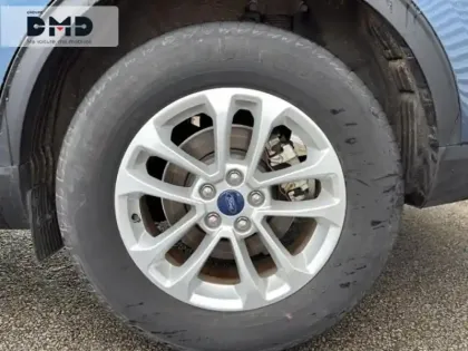 Photo 12 Ford Kuga  2.5 Duratec 190ch FHEV E85 Titanium BVA