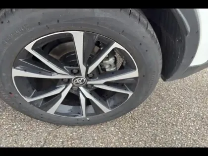 Photo 11 Toyota C-HR  2.0 Hybride 200ch Design PackConf NG23