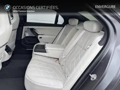 Photo 12 BMW Serie 7 Série 7 750eA xDrive 489ch M Sport