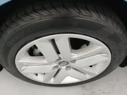 Photo 9 Renault Clio  1.6 E-Tech hybride 140ch Zen -21N