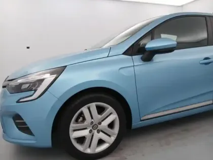 Photo 10 Renault Clio  1.6 E-Tech hybride 140ch Zen -21N