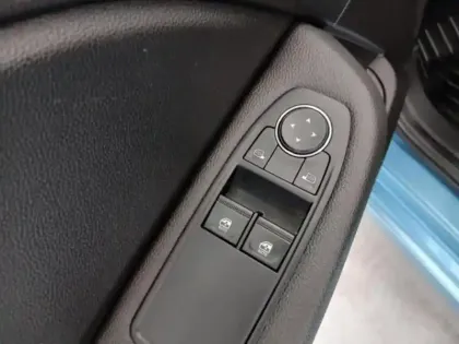 Photo 12 Renault Clio  1.6 E-Tech hybride 140ch Zen -21N