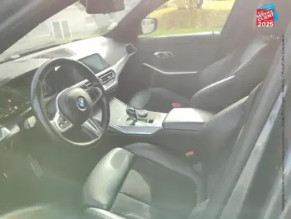 Photo 14 BMW Serie 3  318dA MH 150ch M Sport