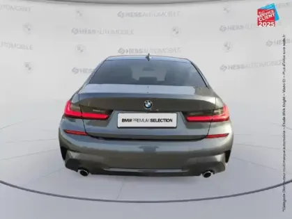 Photo 6 BMW Serie 3  318dA MH 150ch M Sport