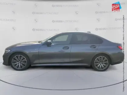 Photo 8 BMW Serie 3  318dA MH 150ch M Sport