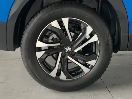 Photo 4 Peugeot 2008  e- 136ch Allure Pack