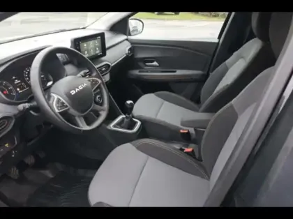 Photo 9 Dacia Jogger  1.0 ECO-G 100ch Extreme+ 7 places -24