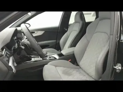 Photo 12 Audi A4  Avant 40 TDI 204ch Competition S tronic 7