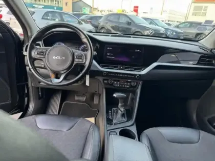 Photo 8 Kia Niro  1.6 GDi 105ch ISG + Plug-In 60.5ch Active DCT6 5cv