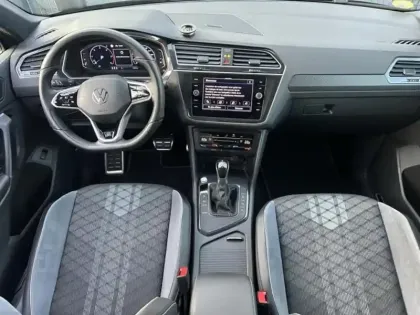 Photo 5 Volkswagen Tiguan  2.0 TDI 150ch R-Line DSG7