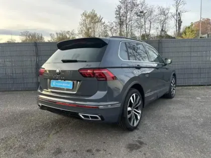 Photo 1 Volkswagen Tiguan  2.0 TDI 150ch R-Line DSG7