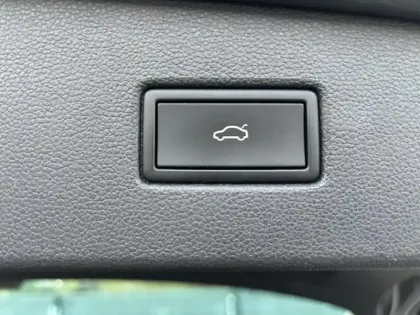 Photo 9 Volkswagen Tiguan  2.0 TDI 150ch R-Line DSG7