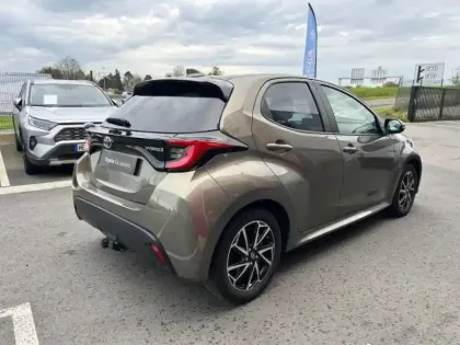 Photo 6 Toyota Yaris  116h Design 5p MC24