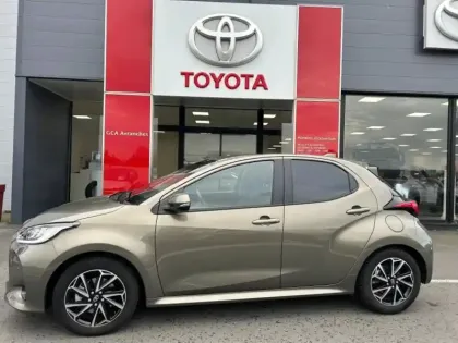 Photo 9 Toyota Yaris  116h Design 5p MC24