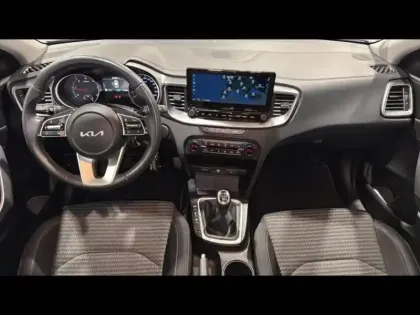 Photo 7 Kia Xceed  1.6 CRDI 136ch MHEV Active MY22