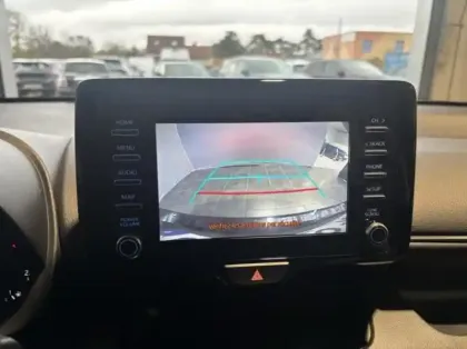 Photo 9 Toyota Yaris  116h Dynamic Business 5p + Programme Beyond Zero Academy MY22